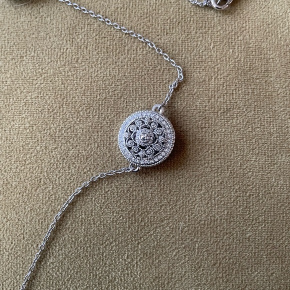 Silver Chain with Floral Discs Necklace - Picture 3 of 4
